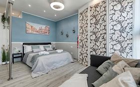 Front Station Apartment - Stazione Centrale Di Bologna